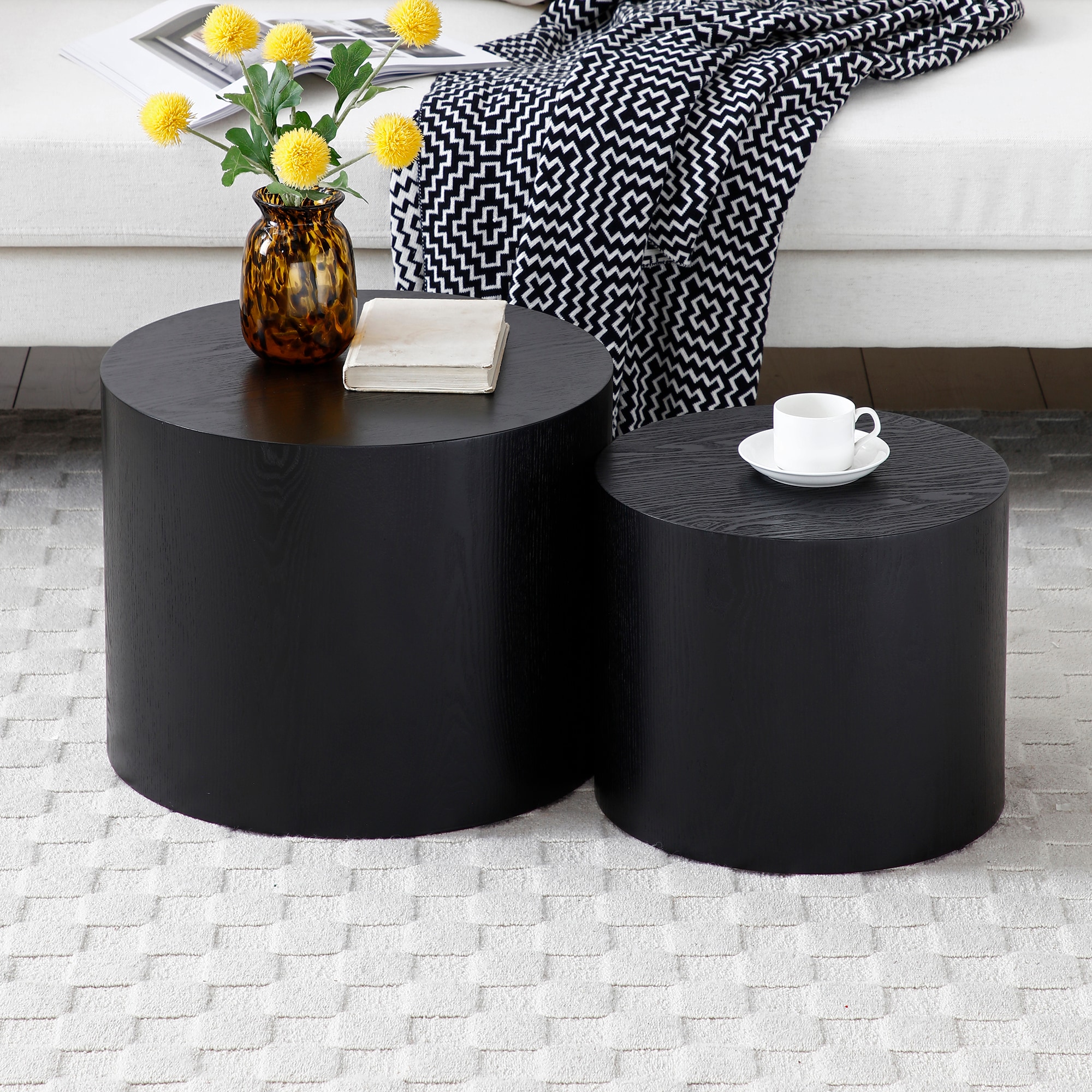 Round Coffee Table Set of 2, Nesting Coffee Tables for  MDF with  veneer .for living room,office,bedroom,Natural, 4Colors BLACK